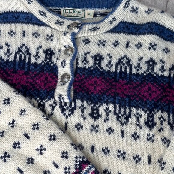 Vintage LL Bean Knit Sweater With Ornate Metal Buttons Size M - Picture 5 of 10